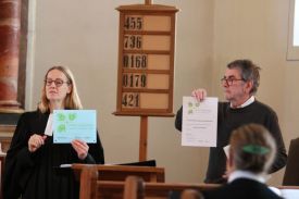 Kirchengemeinde Mühlenfließ mit dem Siegel „Faire Gemeinde“ ausgezeichnet. Foto: Marcel Hirschmann