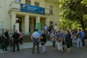 Dankeschönabend 2019: Die ersten Gäste treffen ein. Foto: Lothar Beetz 