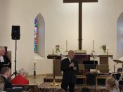 Mit einem Festgottesdienst hat die Evangelische Kirchengemeinde Mahlsdorf das zehnjährige Bestehen ihres Kindergartens am 3. März 2024 gefeiert – Einweihung der „Kinderkirche“ auf dem Außengelände. Foto: Jürgen Bosenius