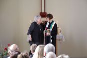 Evangelische Kirchengemeinde Schöneiche: Herzlich willkommen Pfarrerin Steffi Jawer! Foto: Jürgen Bosenius
