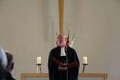 Ev. Kirchengemeinde Berlin-Johannisthal: Auf Wiedersehen, Pfarrer Hartmut Scheel! – Herzlich willkommen, Pfarrerin Juliane Bach! Foto: Jürgen Bosenius / Ev. Kirchenkreis Berlin Süd-Ost