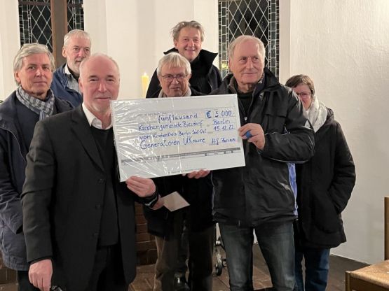 Der Ev. Kirchenkreis Berlin Süd-Ost unterstützt mit 5.000 Euro die tolle Idee "50 Generatoren für die Ukraine" in der Ev. Versöhnungskirchengemeinde Berlin-Biesdorf. Foto: Ev. Versöhnungskirchengemeinde Berlin-Biesdorf