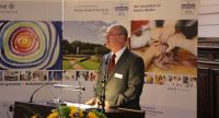 Superintendent Hans-Georg Furian würdigt die Arbeit der Krankenhausseelsorge des Evangelischen Krankenhauses Königin Elisabeth Herzberge (KEH) anlässlich des KEH-Neujahrsempfangs am 10. Januar 2018. Foto: Jürgen Bosenius / kklios