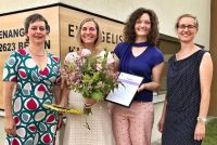 (V.l.n.r.): Consense-Geschäftsführerin Anita Dischinger (evaluierte das Gütesiegel), Kita-Leiterin Heike Wandtke, VETK-Geschäftsführerin Astrid Engeln und VETK-Bildungsreferentin Susanne Przybilla. Foto: Mahlsdorf LIVE