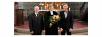 V.l.n.r.: Superintendent Hans-Georg Furian, Pfarrerin Maike Schöfer und Dr. Andreas Arndt von der Ev. Kirchengemeinde Berlin-Adlershof – Herzlich willkommen Pfarrerin Maike Schöfer! Foto: Jürgen Bosenius / Ev. Kirchenkreis Berlin Süd-Ost