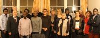 Superintendent Furian (2.v.l) besucht Flüchtlinge und den Unterstützerkreis der Paul-Gerhardt Gemeinde in Karlshorst. Foto: kklios