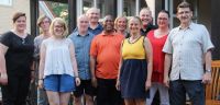 Bischof Absalom Mnisi aus Swasiland zu Gast im Kirchenkreis Lichtenberg-Oberspree - Grillabend am 5. Juni 2019 mit der Arbeitsgemeinschaft Swasiland des Kirchenkreises. Foto: Elke Furian