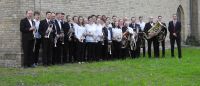 Der Posaunenchor Eggersdorf am 27. April 2019 mit (links) Jürgen Hahn, Bläserbeauftragter des Kirchenkreises Lichtenberg-Oberspree, und Chorleiter und Kreisposaunenwart Martin Leue (rechts). Bild: Jörg Leue