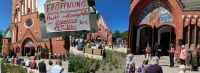 Evangelische Kirchengemeinde Berlin-Friedrichshagen: Vorplatz der Christophoruskirche nach einjährigen Bauarbeiten offiziell eröffnet. Fotos: Ev. Kirchengemeinde Berlin-Friedrichshagen