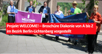 V.l.n.r.: Projektleiterin Hille Richers, Ulrich Kastner, Stellv. Superintendent, Bezirksbürgermeister Michael Grunst, Diakoniedirektorin Barbara Eschen, Frank Weitzenbürger, Verbund Darßer Str/EJF, Hella Thorbahn, KEH. Foto: Bezirksamt Berlin-Lichtenberg