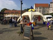 Projekt Welcome! und Kommunale Ökumene Treptow-Köpenick: interaktives Zelt „Facetten des Glaubens“. Foto: Welcome!