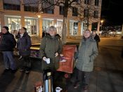 Alle Fotos hier! Weihnachtsbläserbus 2025: „Zugabe“-Rufe in Hellersdorf, wunderbarer Mitsing-Gottesdienst in der Erlöserkirche und 1.600 Euro für den Kältebus. Foto: Jürgen Bosenius