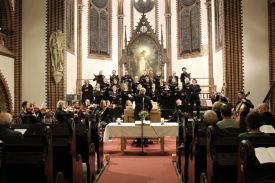 „Die unsichtbare Rückseite ergibt einen Sinn“: Bachs „wechselvolle“ Kantate „Weinen, Klagen, Sorgen, Zagen“ (BWV 12) beim Kantatengottesdienst am 16. Oktober 2022 in der Erlöserkirche. Foto: Jürgen Bosenius