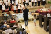 Kindermusical „Der barmherzige Samariter“ begeistert in der Karlshorster „Kirche zur frohen Botschaft“ am 19. Juni 2022. Foto: Jürgen Bosenius / Kirchenkreis Berlin Süd-Ost