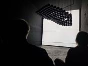 Kirchenkreis Berlin Süd-Ost feiert seinen Dankeschönabend 2023 für Synodale und hauptamtlich Mitarbeitende mit Besuch der Ausstellung „Dark Matter“ in Lichtenberg. Foto: Astrid Groth