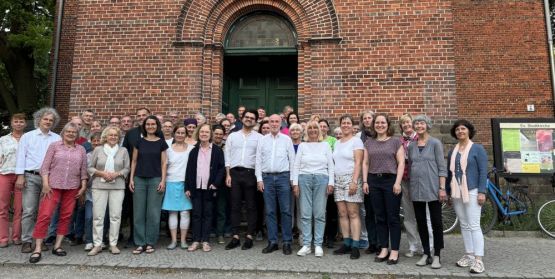 Start in Köpenick: Superintendent Hans-Georg Furian besucht die Sängerchöre des Kirchenkreises Berlin Süd-Ost. Foto: Ev. Stadtkirchengemeinde Berlin-Köpenick