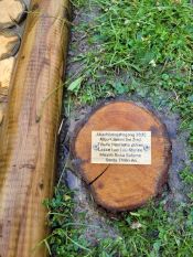 Ein Abschiedsgeschenk der besonderen Art – neuer „Fußfühlpfad“ im Kindergarten Mahlsdorf