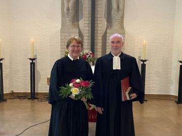 Evangelische Kirchengemeinde Berlin-Marzahn/Nord – Herzlich willkommen Pfarrerin Sigrid Jahr! Foto: Jürgen Bosenius