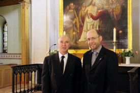 Superintendent Hans-Georg Furian und der Vorsteher der Bezirksverordnetenversammlung Treptow-Köpenick, Peter Groos. Foto: kklios