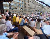Mehr als 1.500 Menschen besuchen den Kreiskirchentag auf dem Campus für Demokratie in Berlin-Lichtenberg. Foto: Mario P. Rietz/MR-FOTOdesign.de