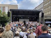 Mehr als 1.500 Menschen besuchen den Kreiskirchentag auf dem Campus für Demokratie in Berlin-Lichtenberg. Foto: ekbso.de
