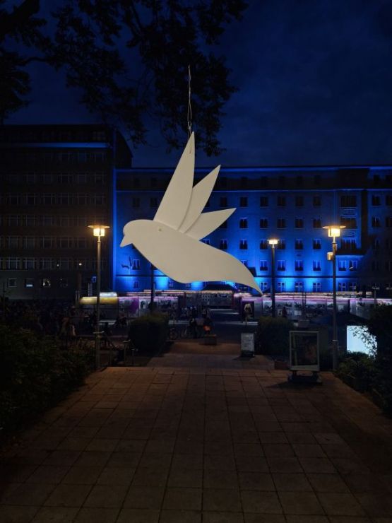 Mehr als 1.500 Menschen besuchen den Kreiskirchentag auf dem Campus für Demokratie in Berlin-Lichtenberg. Foto: ekbso.de