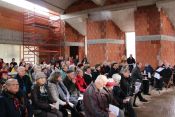 Ev. Versöhnungskirchengemeinde Berlin-Biesdorf: Richtfest für das neue Gemeindezentrum Biesdorf-Mitte mit vielen Gästen. Foto: Jürgen Bosenius / Ev. Kirchenkreis Berlin Süd-Ost