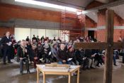 Ev. Versöhnungskirchengemeinde Berlin-Biesdorf: Richtfest für das neue Gemeindezentrum Biesdorf-Mitte mit vielen Gästen. Foto: Jürgen Bosenius / Ev. Kirchenkreis Berlin Süd-Ost