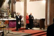 Ev. Paul-Gerhardt-Kirchengemeinde Lichtenberg: Auf Wiedersehen, Pfarrerin Sapna Joshi! Foto: Jürgen Bosenius