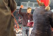 Union Berlin: "Eiserne Bläser" des Ev. Kirchenkreises Berlin Süd-Ost spielen beim Weihnachtssingen 2022 im Stadion An der Alten Försterei. Foto: Jürgen Bosenius