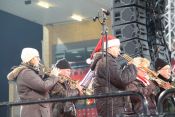 Union Berlin: "Eiserne Bläser" des Ev. Kirchenkreises Berlin Süd-Ost spielen beim Weihnachtssingen 2022 im Stadion An der Alten Försterei. Foto: Jürgen Bosenius