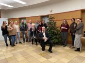 Eine gesegnete Adventszeit wünschen Ihnen die hauptamtlich Mitarbeitenden des Ev. Kirchenkreises Berlin Süd-Ost im Kirchlichen Verwaltungsamt und in der Superintendentur. Foto: ekbso.de